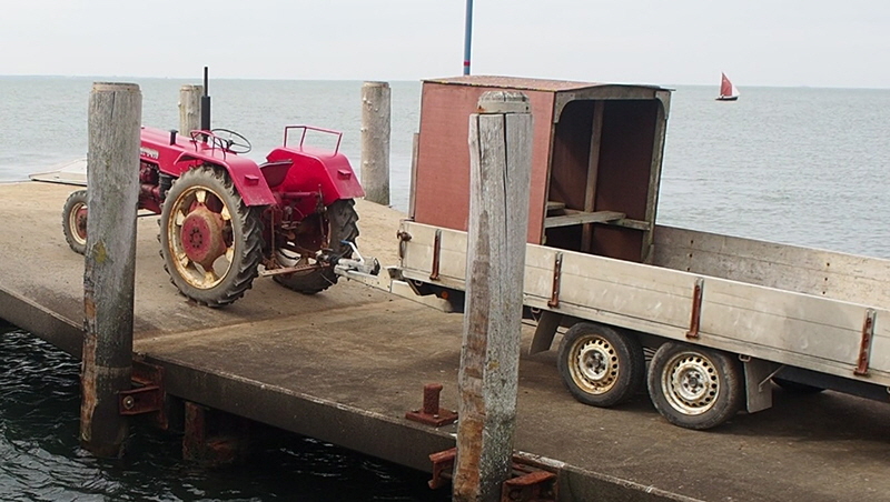 hallig bus groede 01